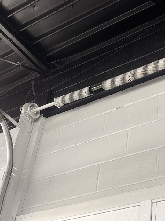 Garage door torsion spring